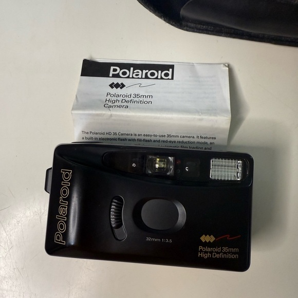 Polaroid 35mm High Definition Camera - Black - Picture 2 of 9